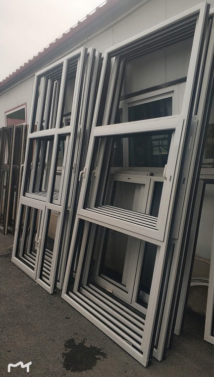 鞍山市天乙門窗工業(yè)有限公司沈陽經(jīng)銷商所訂貨品已完成，經(jīng)過檢驗后進(jìn)行包裝，準(zhǔn)備發(fā)貨。(圖2)